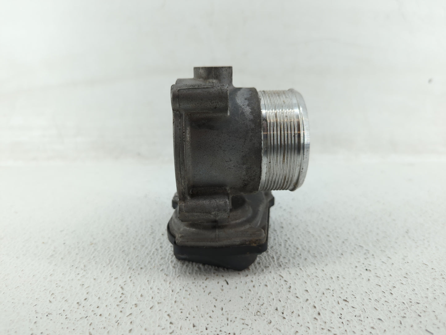 2015-2018 Audi Q3 Throttle Body P/N:06F 133 062 T 06F 133 062 Q Fits OEM Used Auto Parts - Oemusedautoparts1.com