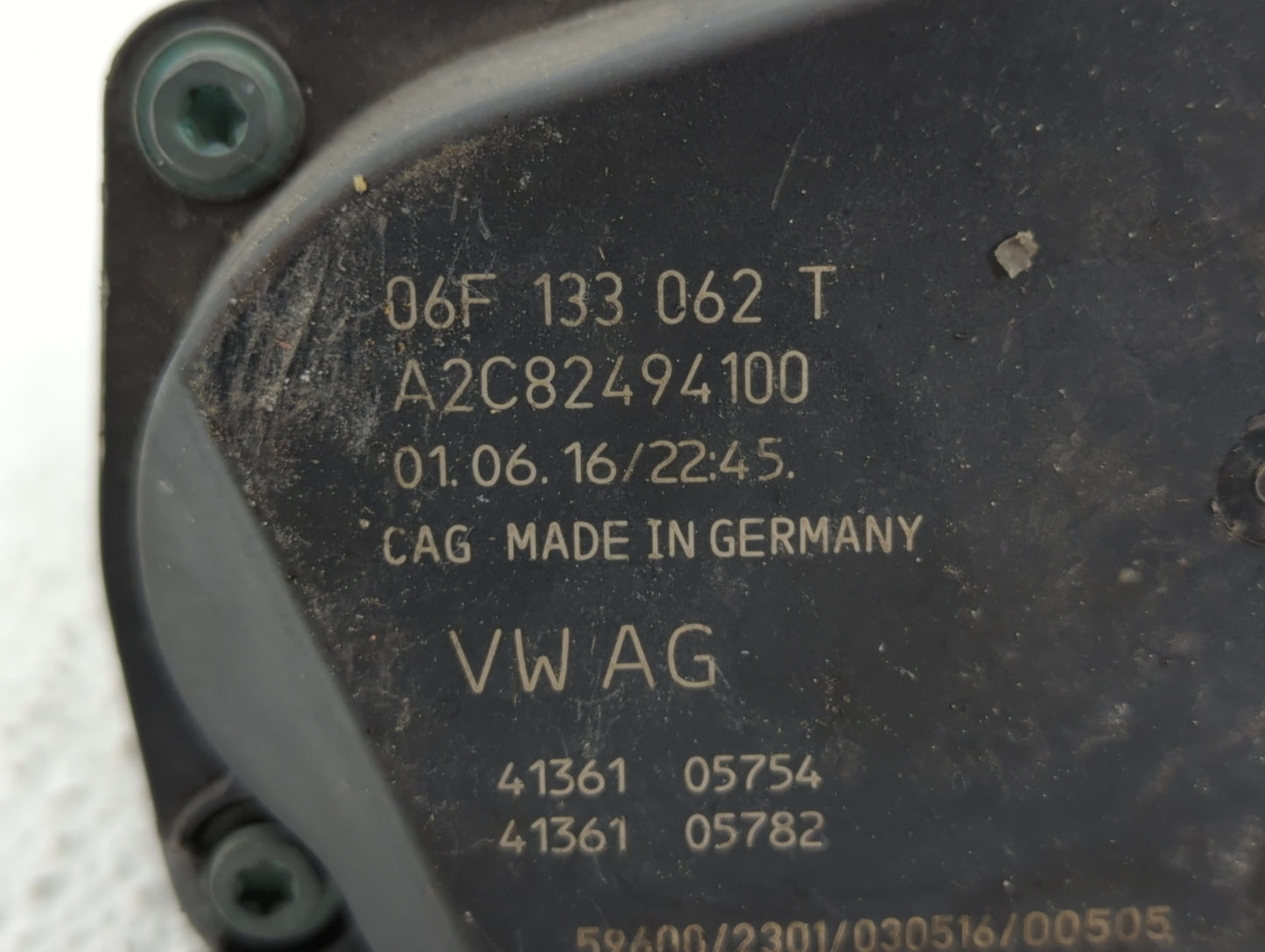 2015-2018 Audi Q3 Throttle Body P/N:06F 133 062 T 06F 133 062 Q Fits OEM Used Auto Parts - Oemusedautoparts1.com
