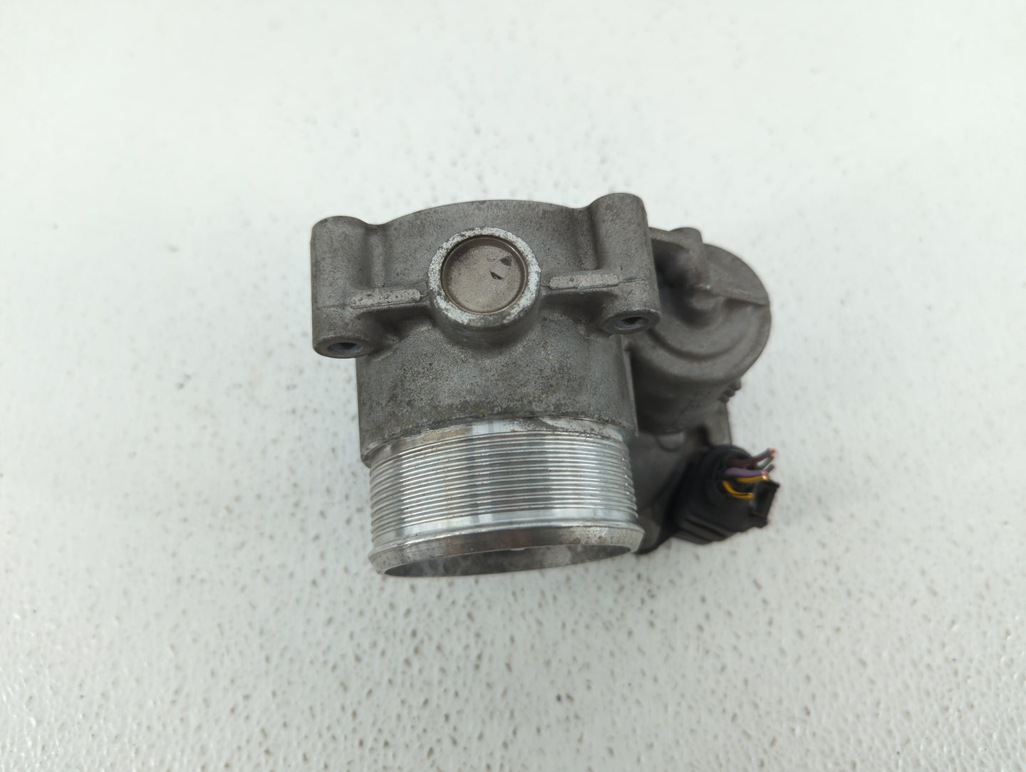 2015-2018 Audi Q3 Throttle Body P/N:06F 133 062 T 06F 133 062 Q Fits OEM Used Auto Parts - Oemusedautoparts1.com