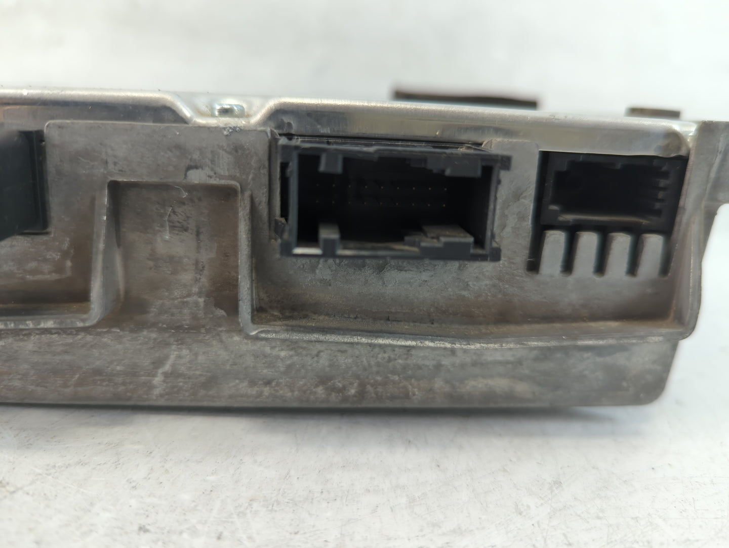 2013-2017 Audi Q5 Radio AM FM Cd Player Receiver Replacement P/N:8T1 035 223 A Fits Fits 2013 2014 2015 2016 2017 OEM Used A