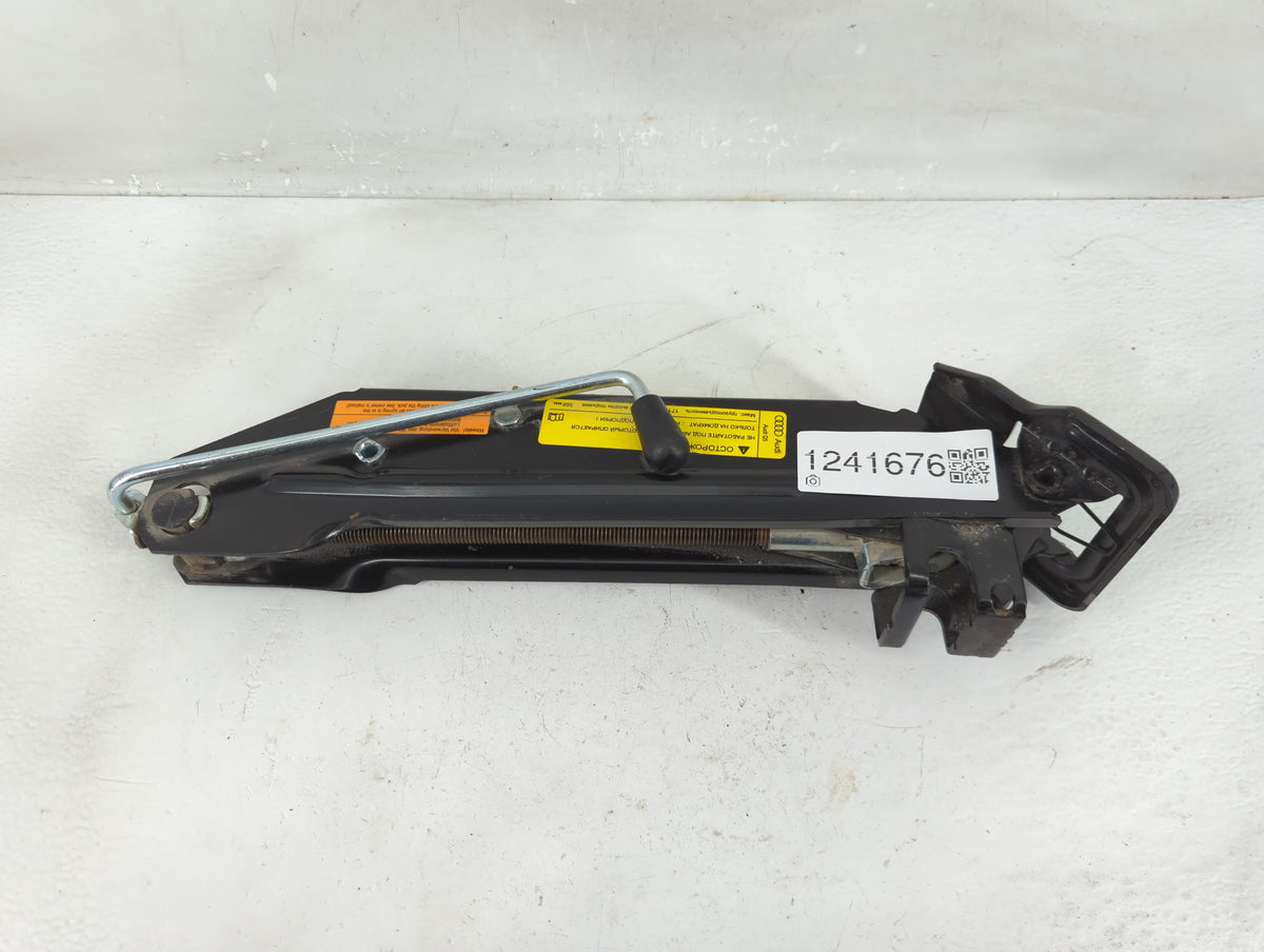 2017 Audi Q5 Spare Scissor Car Jack 1241676 - Oemusedautoparts1.com