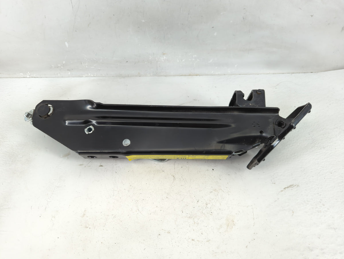 2017 Audi Q5 Spare Scissor Car Jack 1241676 - Oemusedautoparts1.com