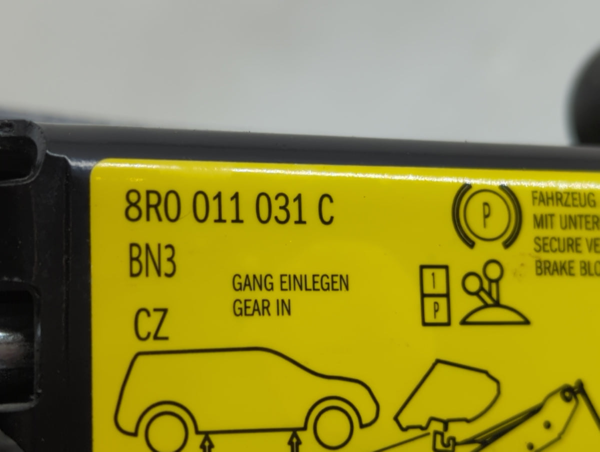 2017 Audi Q5 Spare Scissor Car Jack 1241676 - Oemusedautoparts1.com