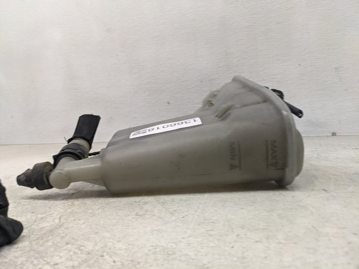 2013-2017 Audi Q5 Radiator Coolant Overflow Expansion Tank Bottle 1366018 - Oemusedautoparts1.com