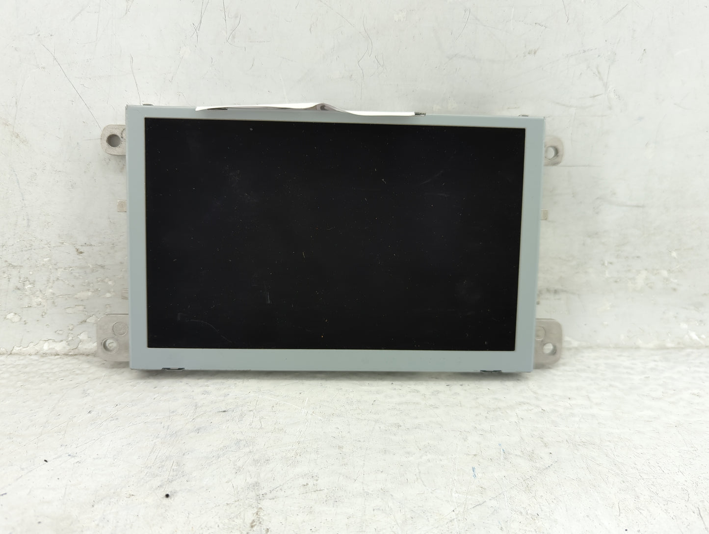 2013-2017 Audi Q5 Information Display Screen - Oemusedautoparts1.com