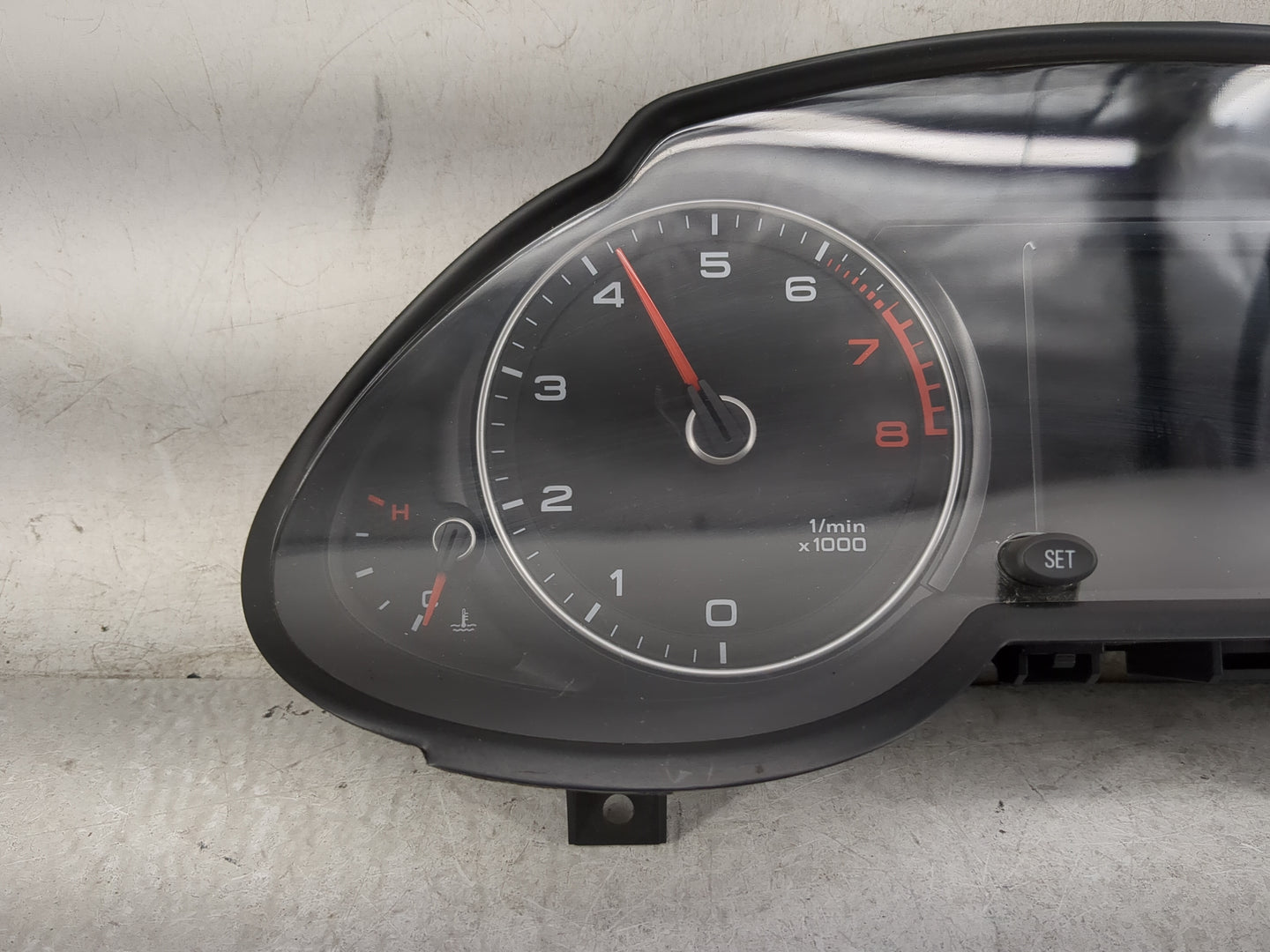2013-2017 Audi Q5 Instrument Cluster Speedometer Gauges P/N:8R0 920 981 N Miles: Fits Fits 2013 2014 2015 2016 2017 OEM Used