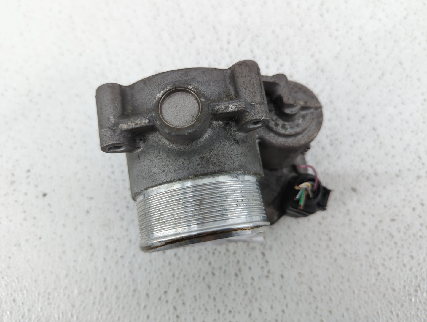 2010-2017 Audi Q5 Throttle Body P/N:06F 133 062 T 06F 133 062 Q Fits OEM Used Auto Parts - Oemusedautoparts1.com