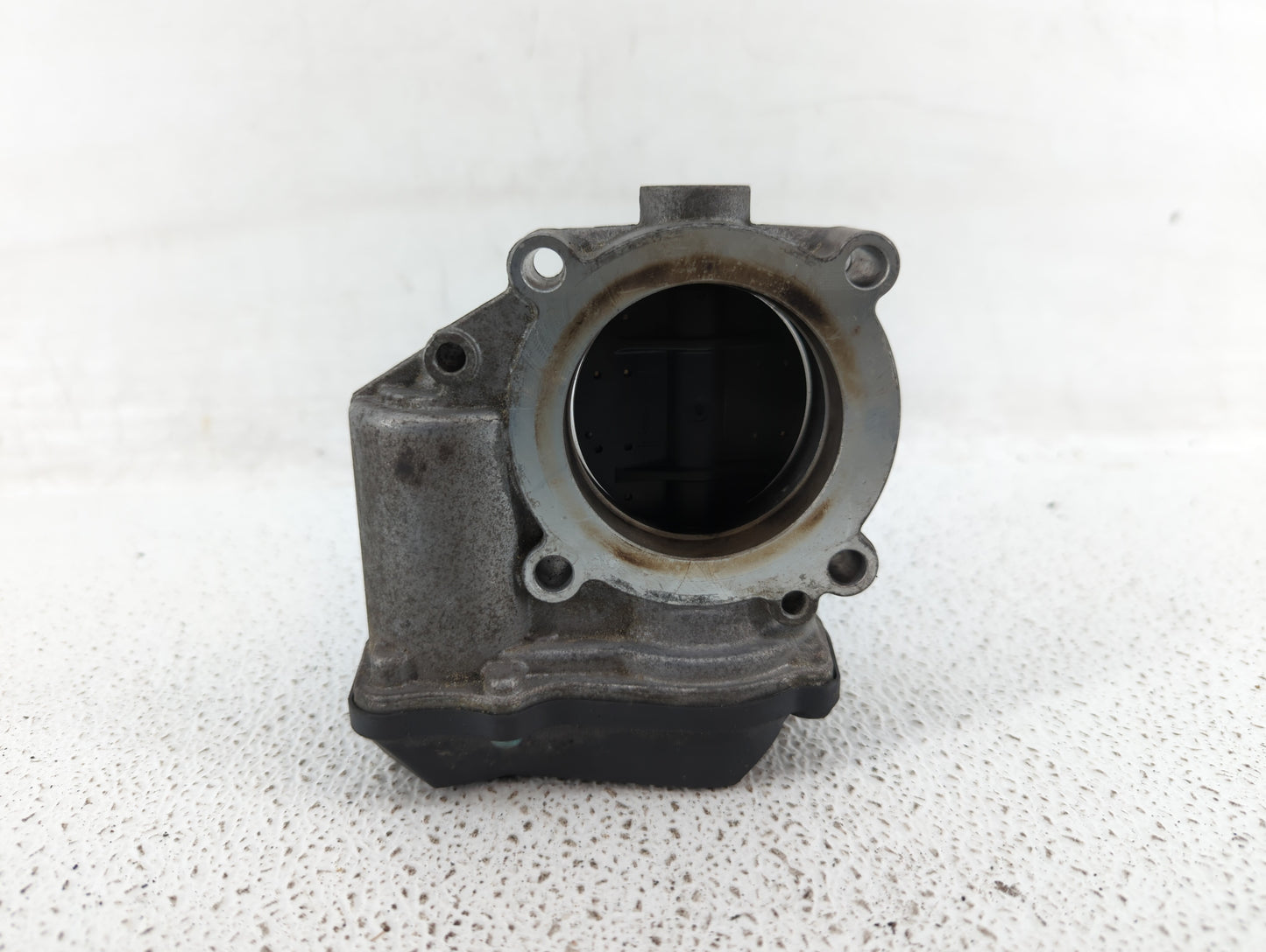 2010-2017 Audi Q5 Throttle Body P/N:06F 133 062 T 06F 133 062 Q Fits OEM Used Auto Parts - Oemusedautoparts1.com