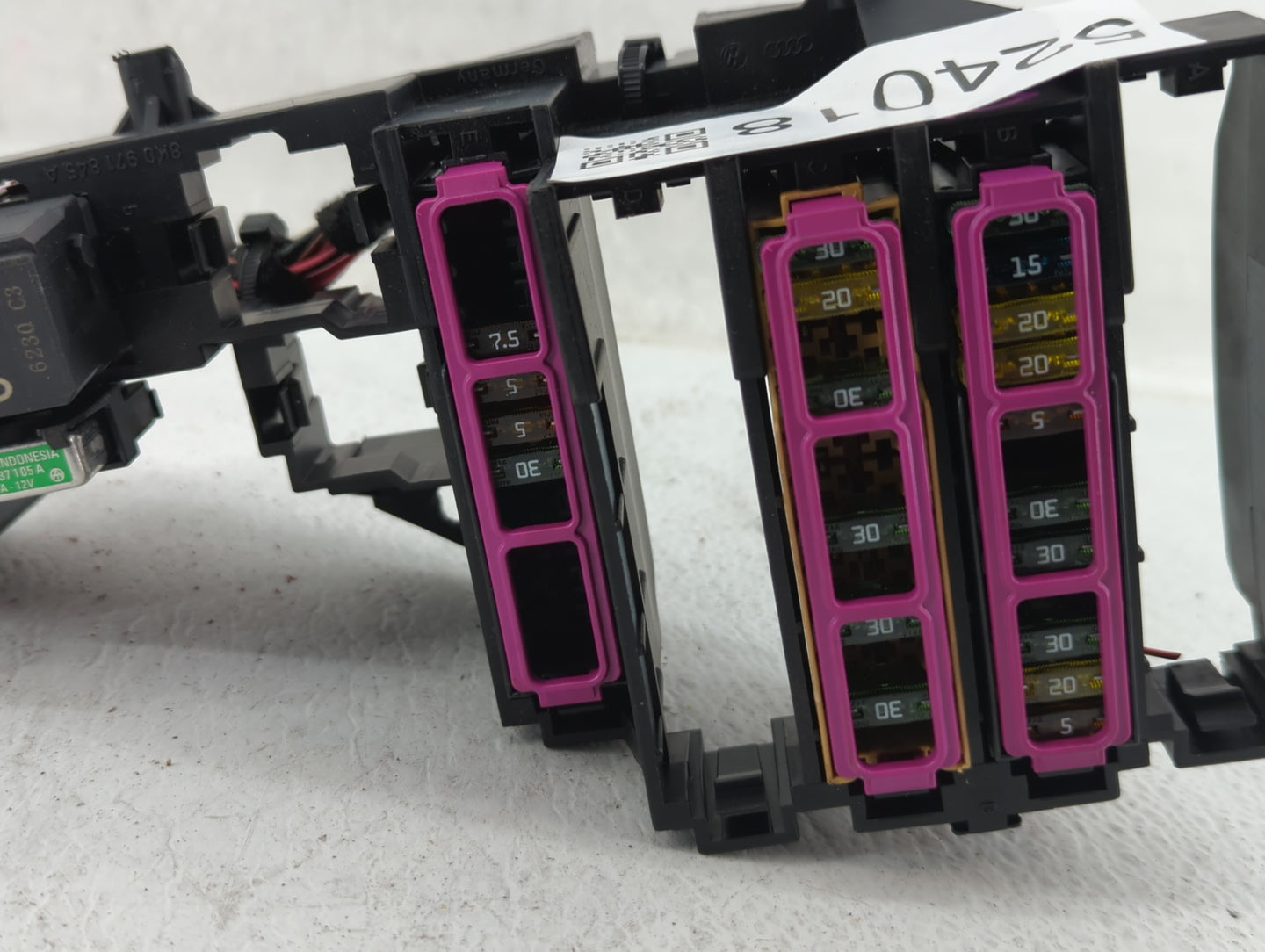 2009-2017 Audi Q5 Fusebox Fuse Box Panel Relay Module P/N:4442449 Fits Fits 2008 2009 2010 2011 2012 2013 2014 2015 2016 201