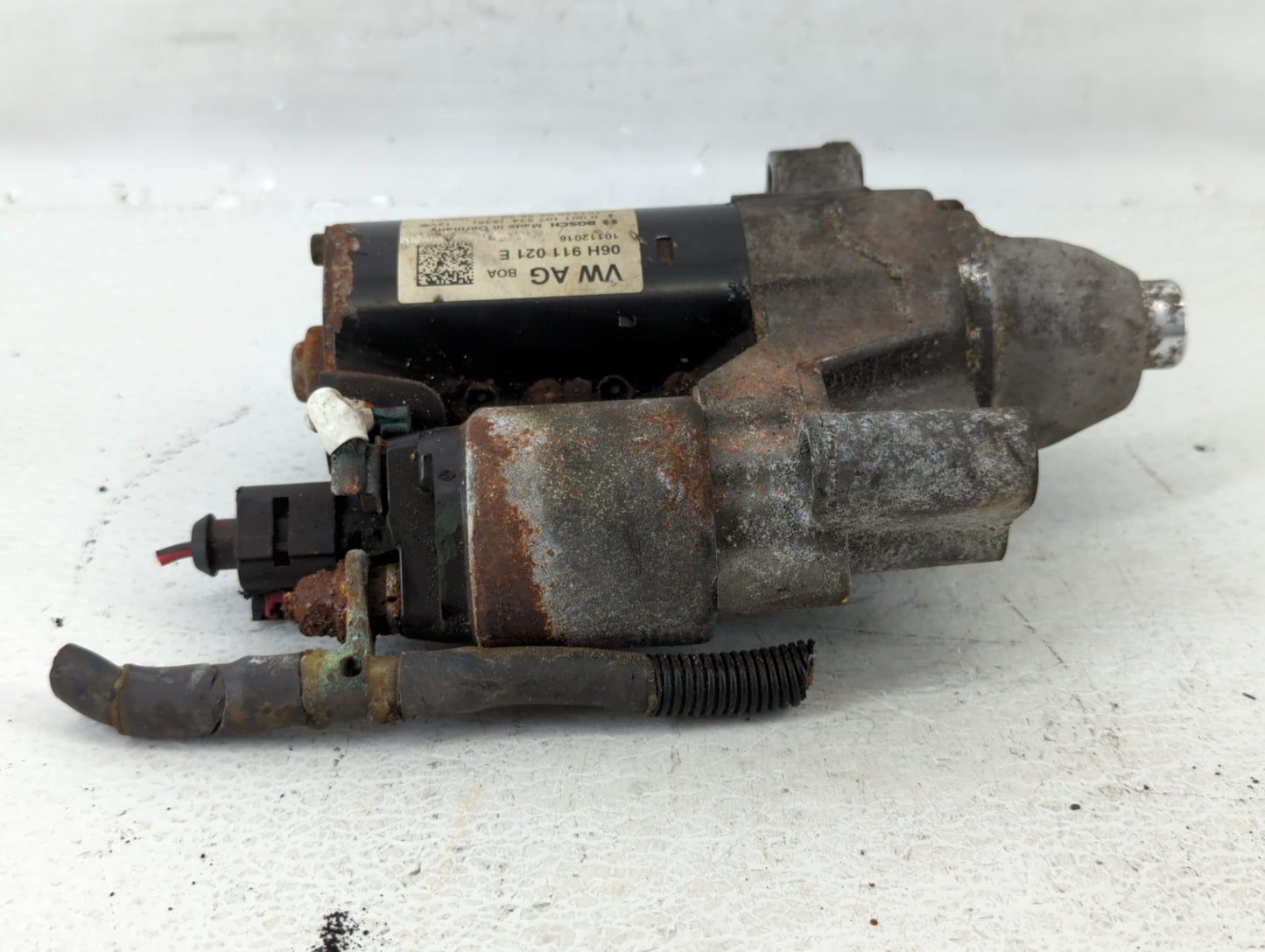 2013-2017 Audi Q5 Car Starter Motor Solenoid OEM P/N:06H 911 021 Fits Fits 2009 2010 2011 2012 2013 2014 2015 2016 2017 OEM 