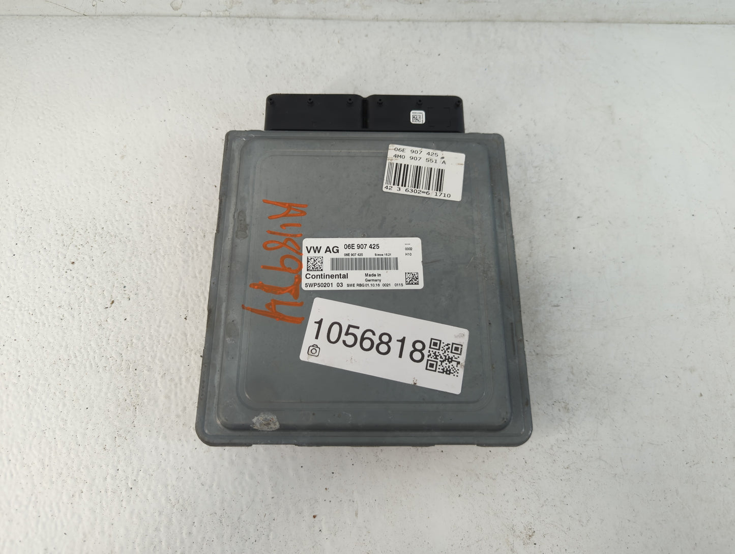 2017-2019 Audi Q7 PCM Engine Control Computer ECU ECM PCU OEM P/N:06E 907 425 Fits Fits 2017 2018 2019 OEM Used Auto Parts -
