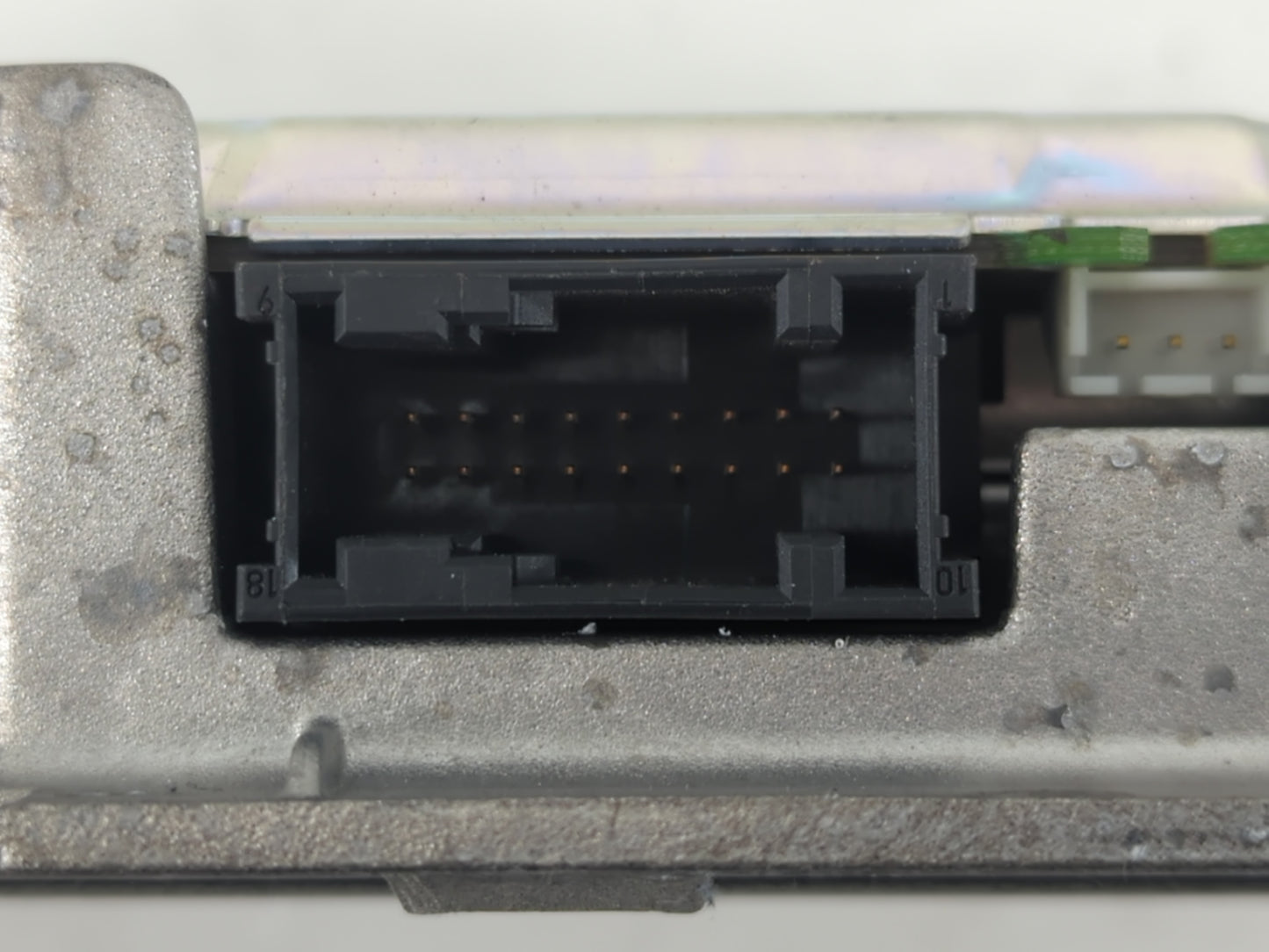 2017-2019 Audi Q7 Radio AM FM Cd Player Receiver Replacement P/N:4M0 035 223 Fits Fits 2017 2018 2019 OEM Used Auto Parts - 