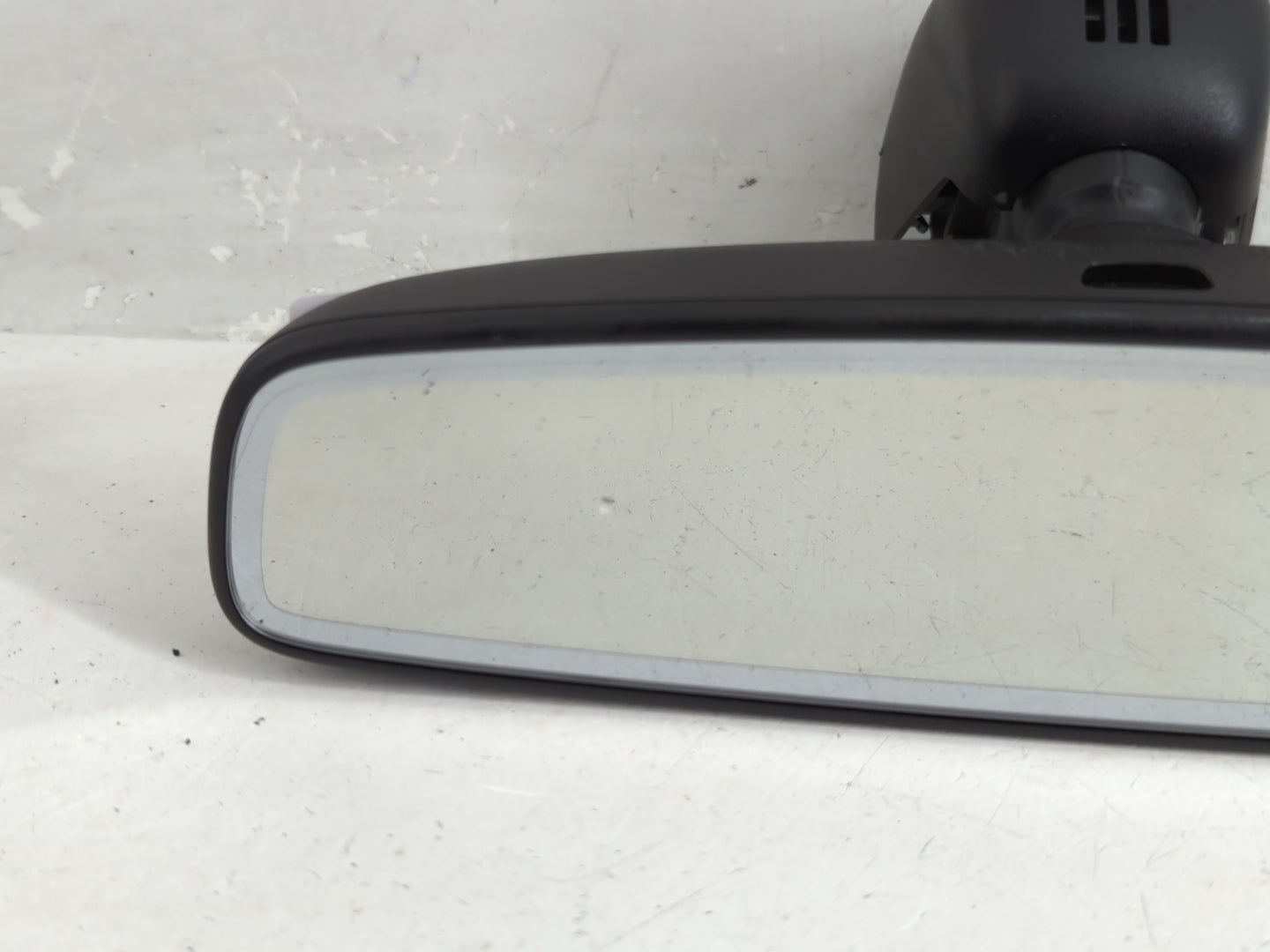 2017-2019 Audi Q7 Interior Rear View Mirror Replacement OEM P/N:E11038291 Fits Fits 2017 2018 2019 OEM Used Auto Parts - Oem