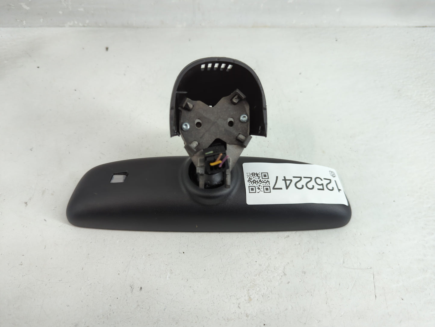 2017-2019 Audi Q7 Interior Rear View Mirror Replacement OEM P/N:E11038291 Fits Fits 2017 2018 2019 OEM Used Auto Parts - Oem