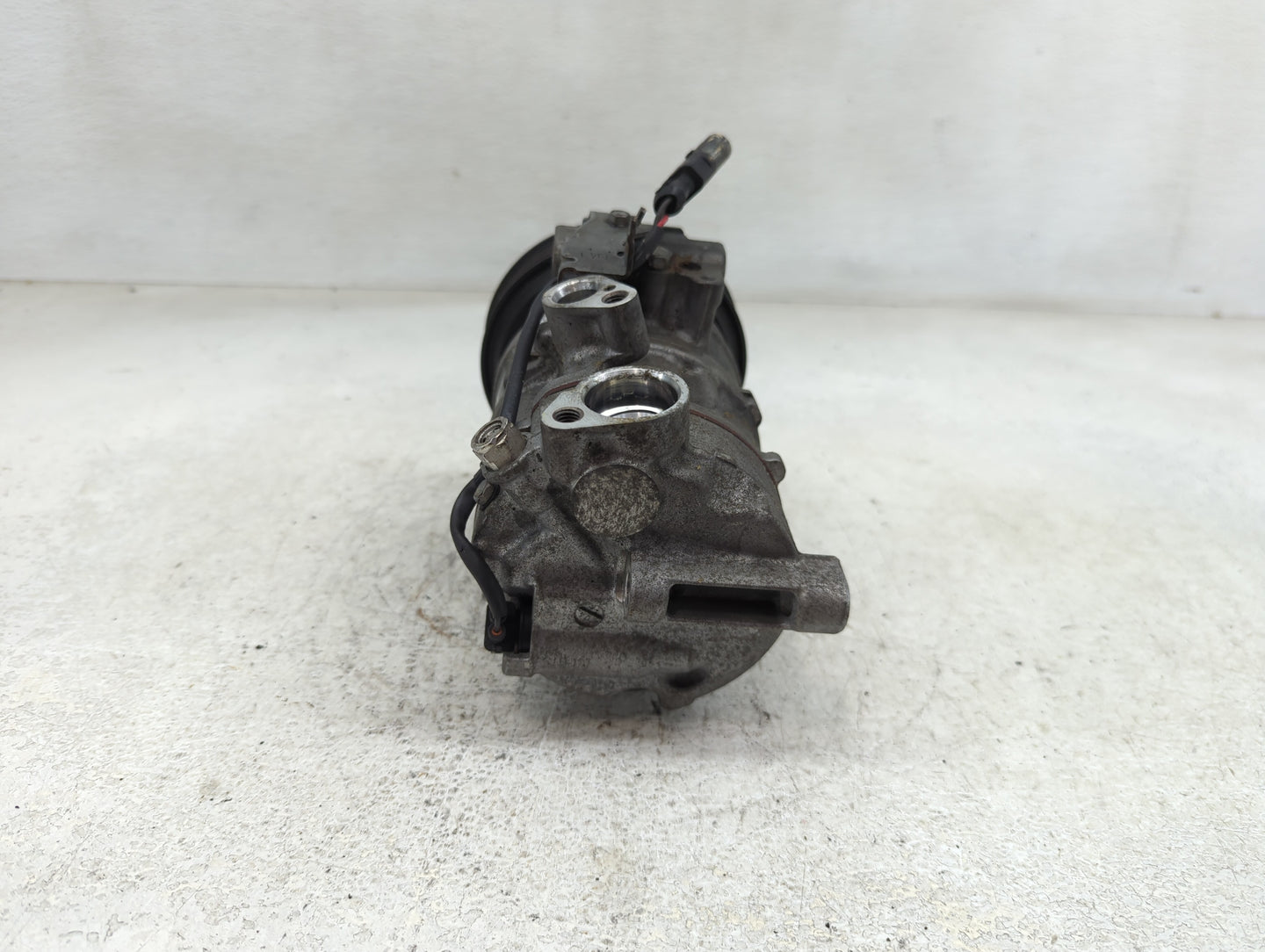 2017-2019 Audi Q7 Air Conditioning A/c Ac Compressor Oem - Oemusedautoparts1.com