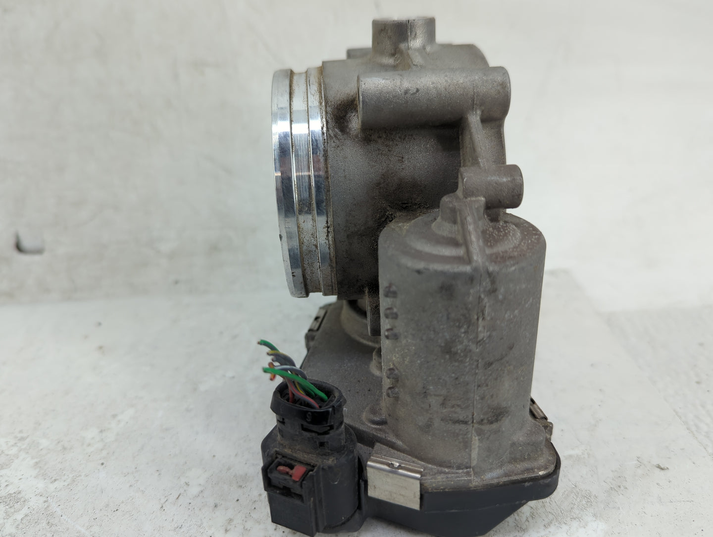 2011-2019 Audi Q7 Throttle Body Fits Fits 2008 2009 2010 2011 2012 2013 2014 2015 2016 2017 2018 2019 OEM Used Auto Parts - 