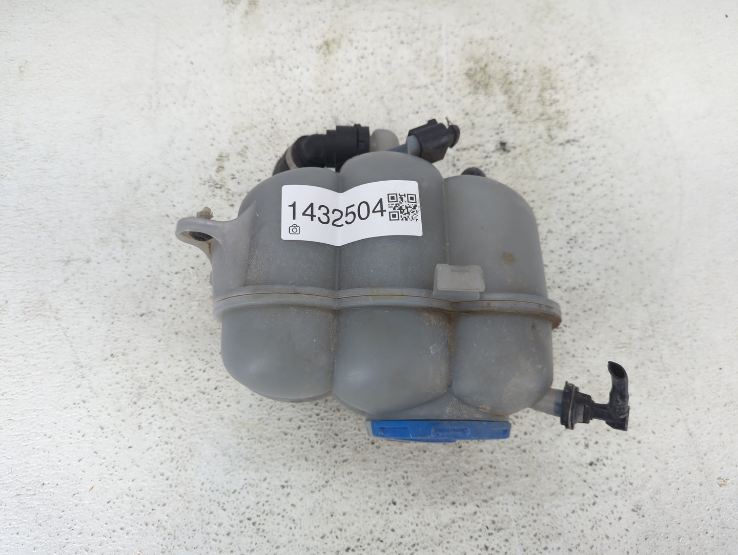 2017 Audi Q7 Radiator Coolant Overflow Expansion Tank Bottle - Oemusedautoparts1.com
