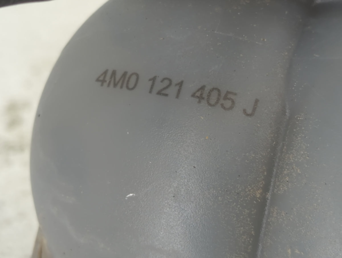 2017 Audi Q7 Radiator Coolant Overflow Expansion Tank Bottle - Oemusedautoparts1.com