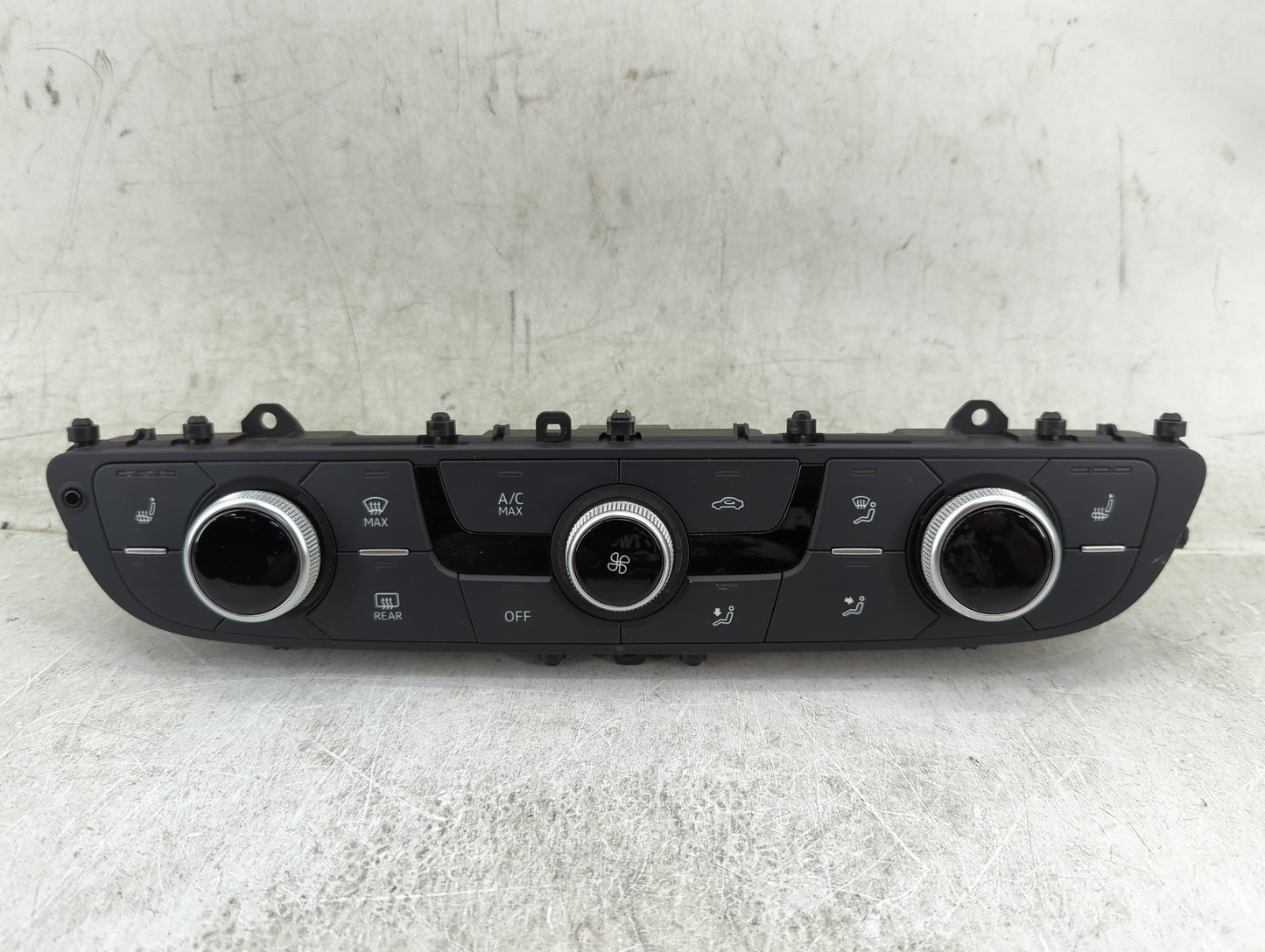 2017 Audi Q7 Climate Control Module Temperature AC/Heater Replacement P/N:4M0820043R 5HB013092-05 Fits OEM Used Auto Parts -