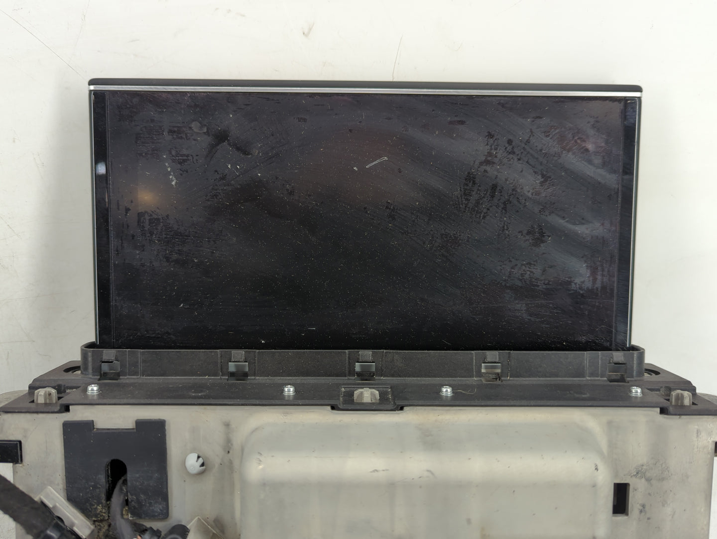 2017-2019 Audi Q7 Information Display Screen - Oemusedautoparts1.com