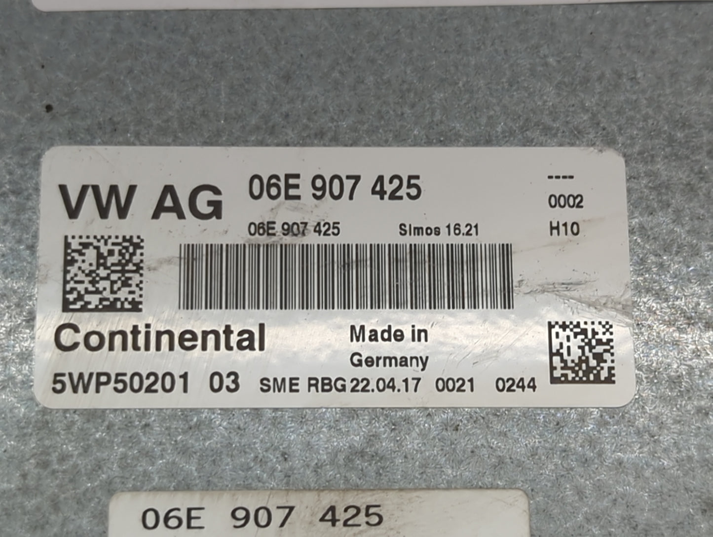 2017-2019 Audi Q7 PCM Engine Control Computer ECU ECM PCU OEM P/N:06E907425 5WP50201 Fits Fits 2017 2018 2019 OEM Used Auto 