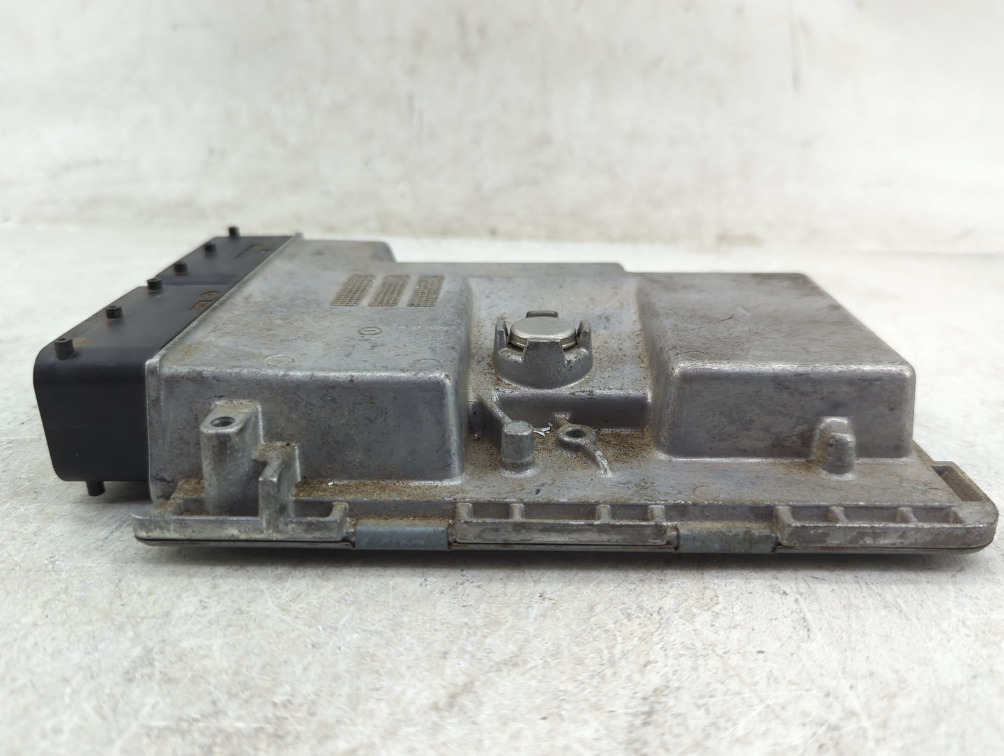 2017-2019 Audi Q7 PCM Engine Control Computer ECU ECM PCU OEM P/N:06E907425 5WP50201 Fits Fits 2017 2018 2019 OEM Used Auto 