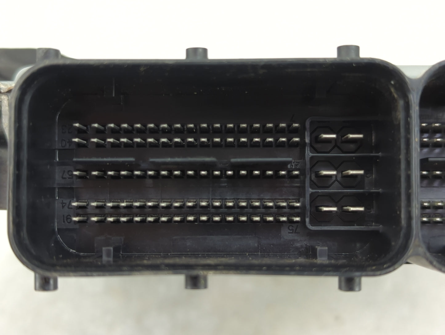 2017-2019 Audi Q7 PCM Engine Control Computer ECU ECM PCU OEM P/N:06E907425 4H0907551A, 5WP50201 Fits Fits 2017 2018 2019 OE