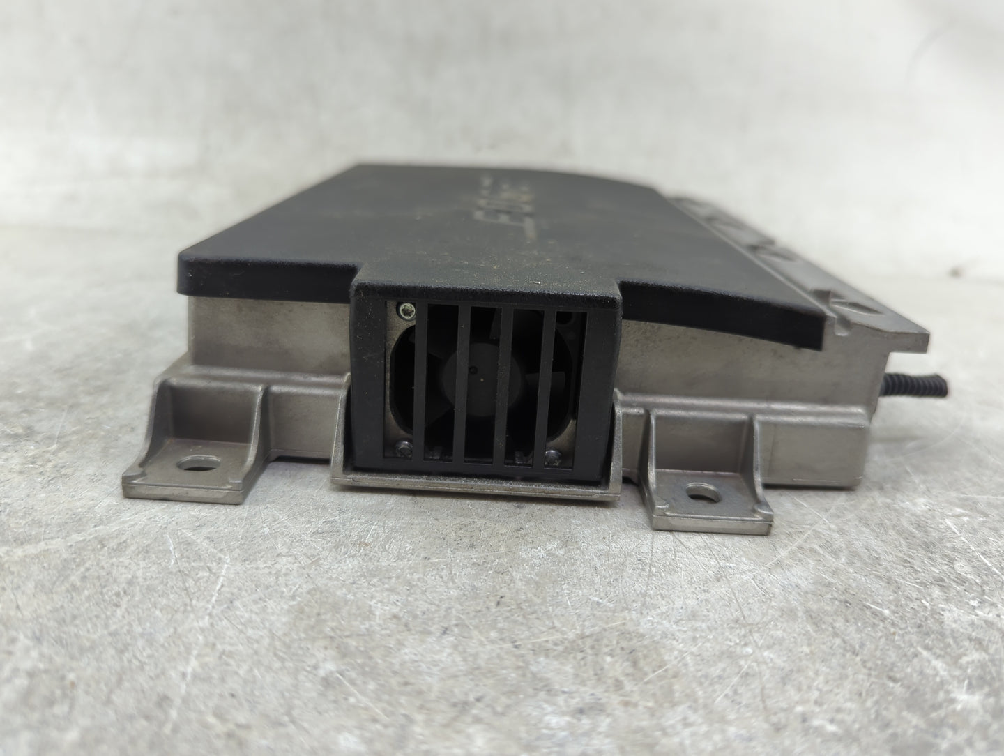 2017-2019 Audi Q7 Radio Speaker Amplifier - Oemusedautoparts1.com