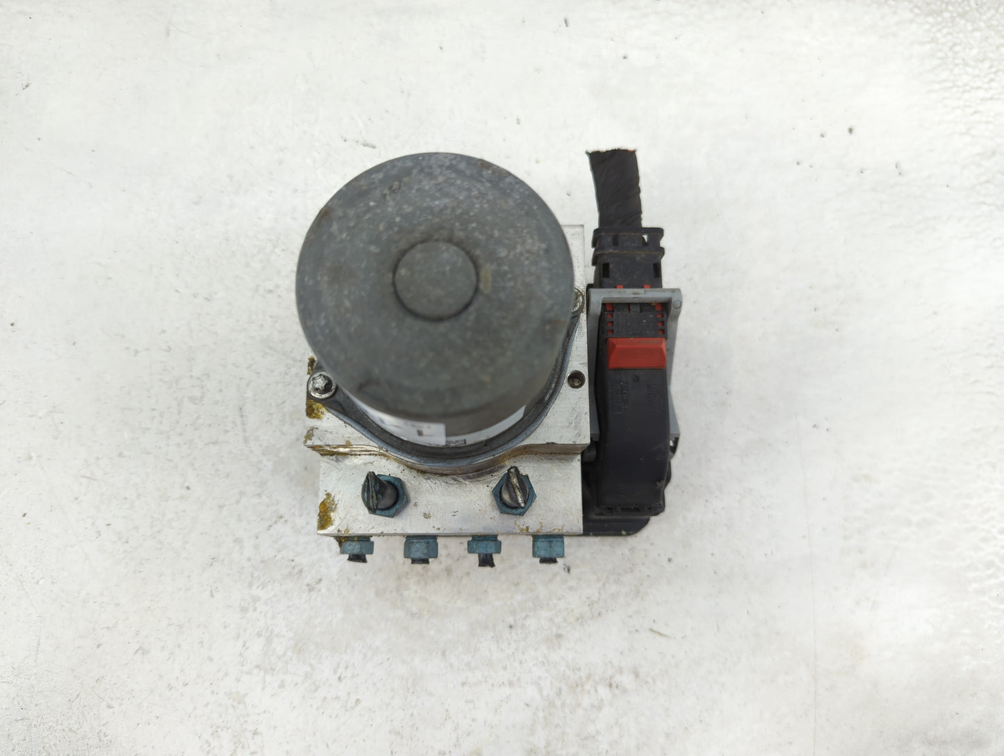 2017-2019 Audi Q7 ABS Pump Control Module Replacement P/N:4M0 907 379 Fits Fits 2017 2018 2019 OEM Used Auto Parts - Oemused