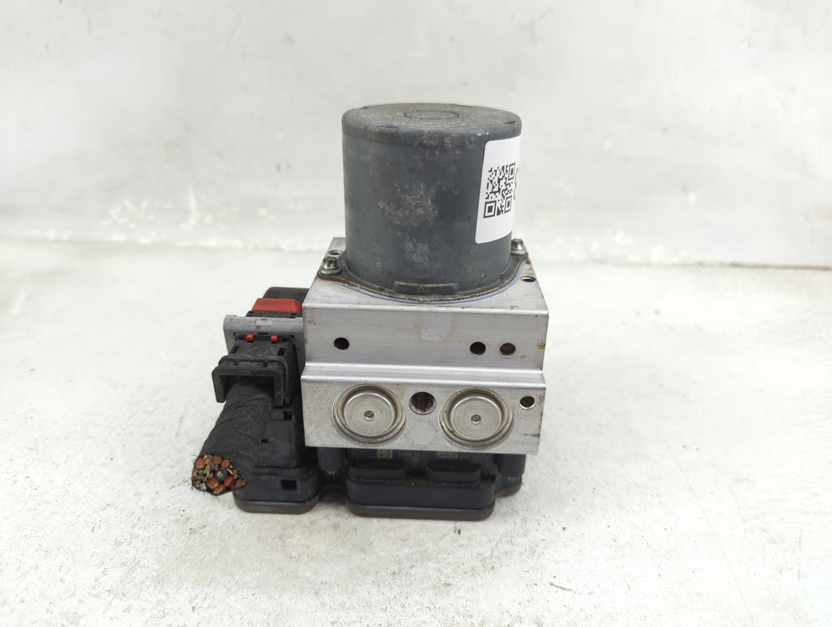 2017-2019 Audi Q7 Anti-Lock Brake ABS Pump Module Actuator OEM P/N:4M0 907 379 Fits Fits 2017 2018 2019 OEM Used Auto Parts 