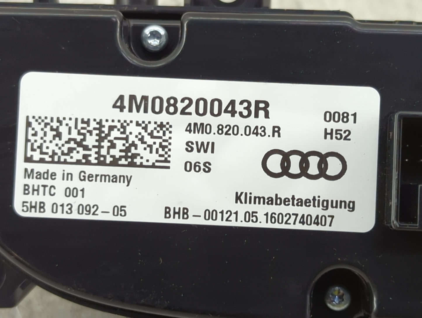 2017-2019 Audi Q7 Climate Control Module Temperature AC/Heater Replacement P/N:4M0820043R 4M0.820.043.R Fits Fits 2017 2018 