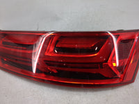 2017-2019 Audi Q7 Tail Light Assembly Passenger Right OEM P/N:4M0 945 094 Fits Fits 2017 2018 2019 OEM Used Auto Parts - Oem