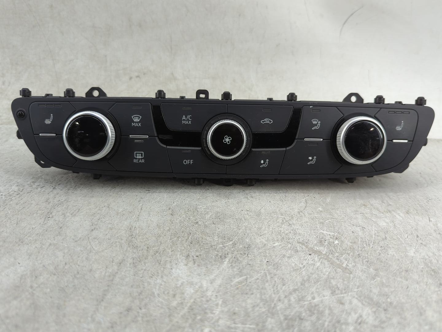 2017-2019 Audi Q7 Climate Control Module Temperature AC/Heater Replacement P/N:4M0820043R Fits Fits 2017 2018 2019 OEM Used 