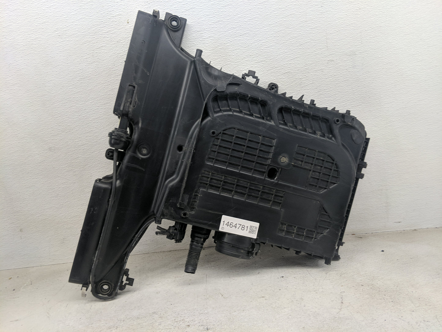2017-2019 Audi Q7 Air Cleaner Intake-duct Hose Tube - Oemusedautoparts1.com