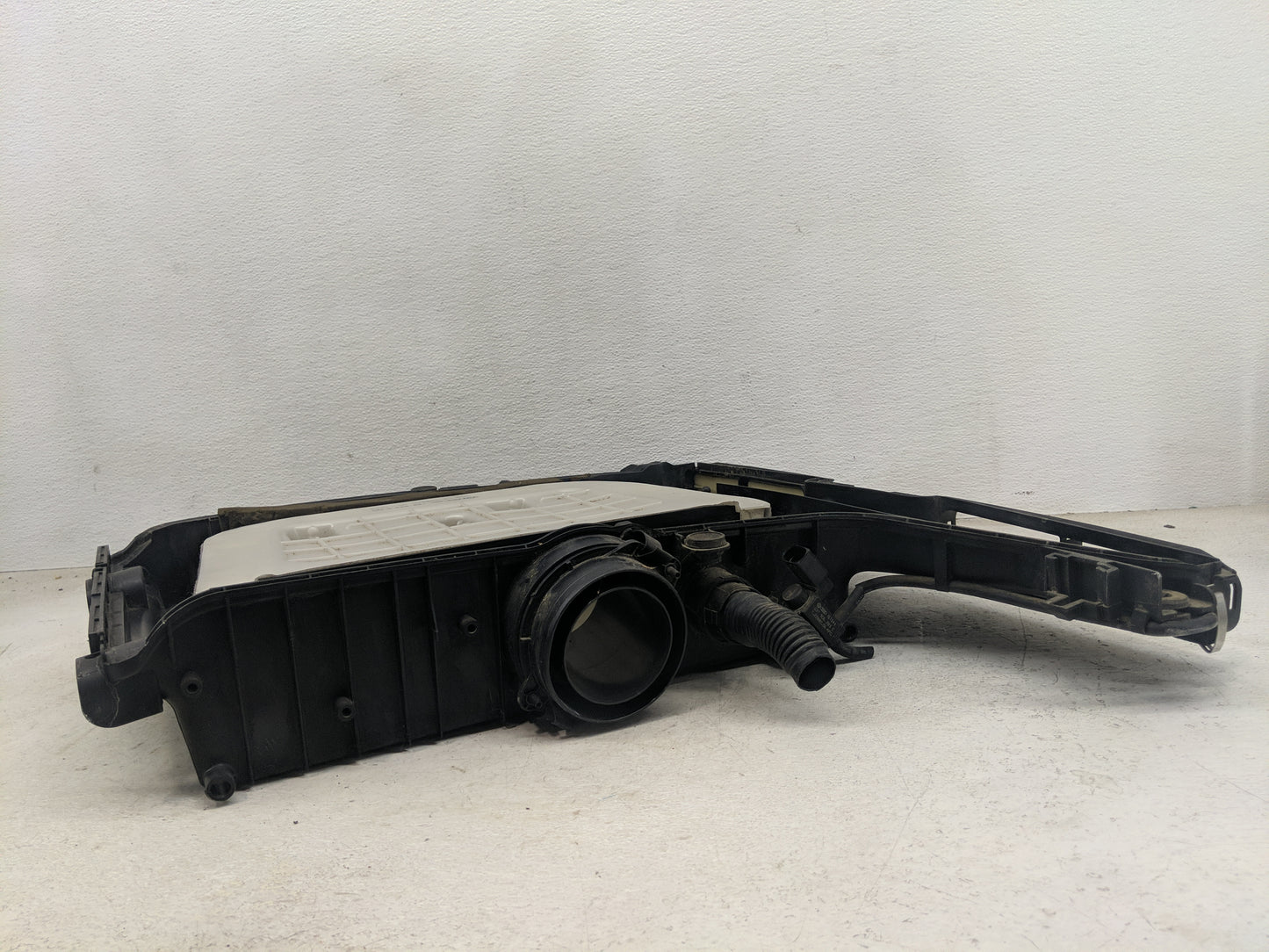 2017-2019 Audi Q7 Air Cleaner Intake-duct Hose Tube - Oemusedautoparts1.com