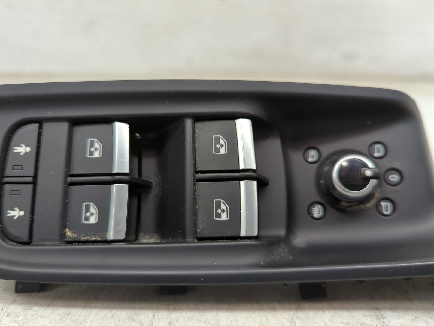 2017-2020 Audi Q7 Master Power Window Switch Replacement Driver Side Left P/N:4M0.959.565.M Fits Fits 2017 2018 2019 2020 OE