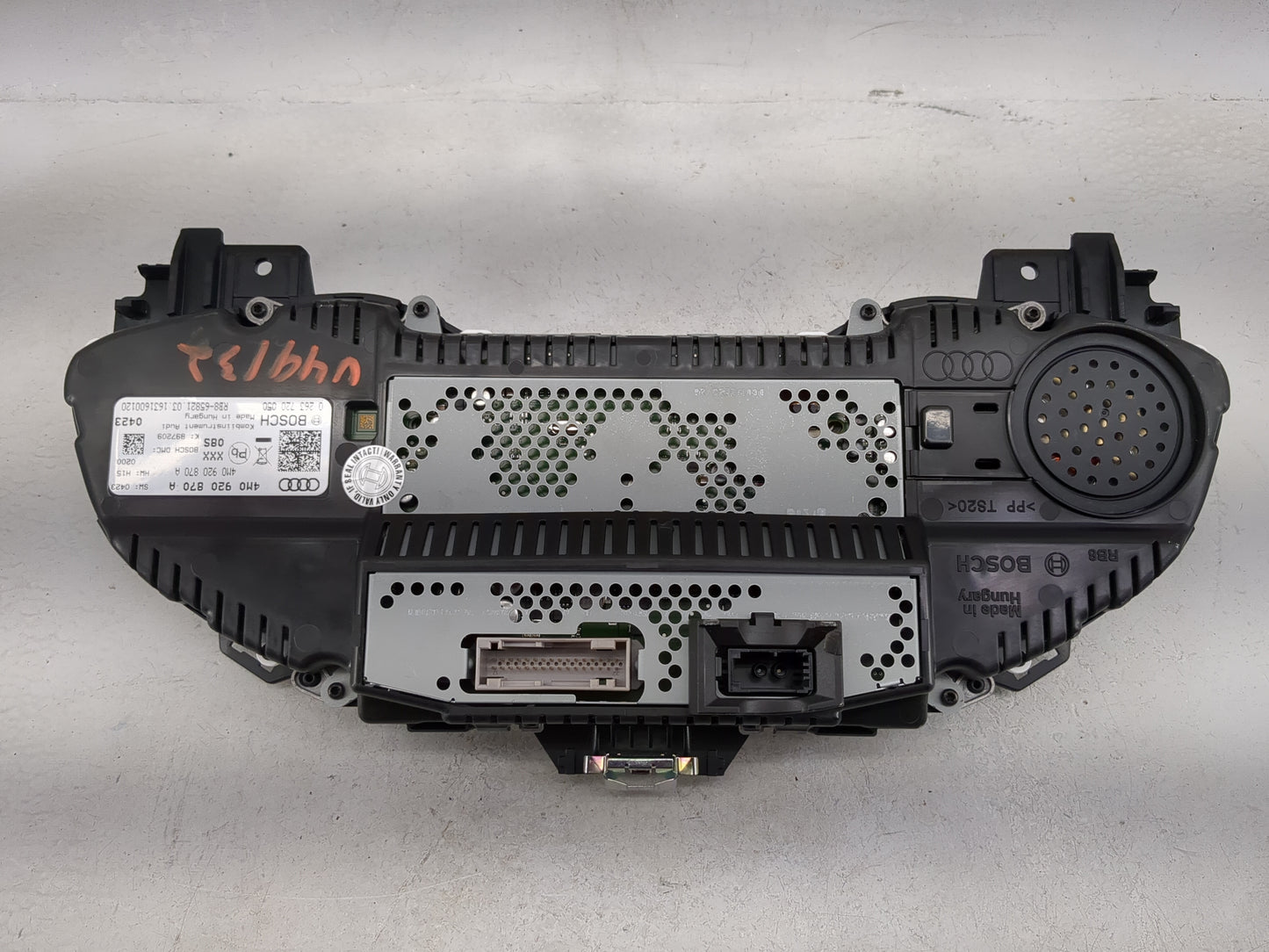 2017-2018 Audi Q7 Instrument Cluster Speedometer Gauges P/N:4M0920870A 0263720050 Miles: Fits Fits 2017 2018 OEM Used Auto P