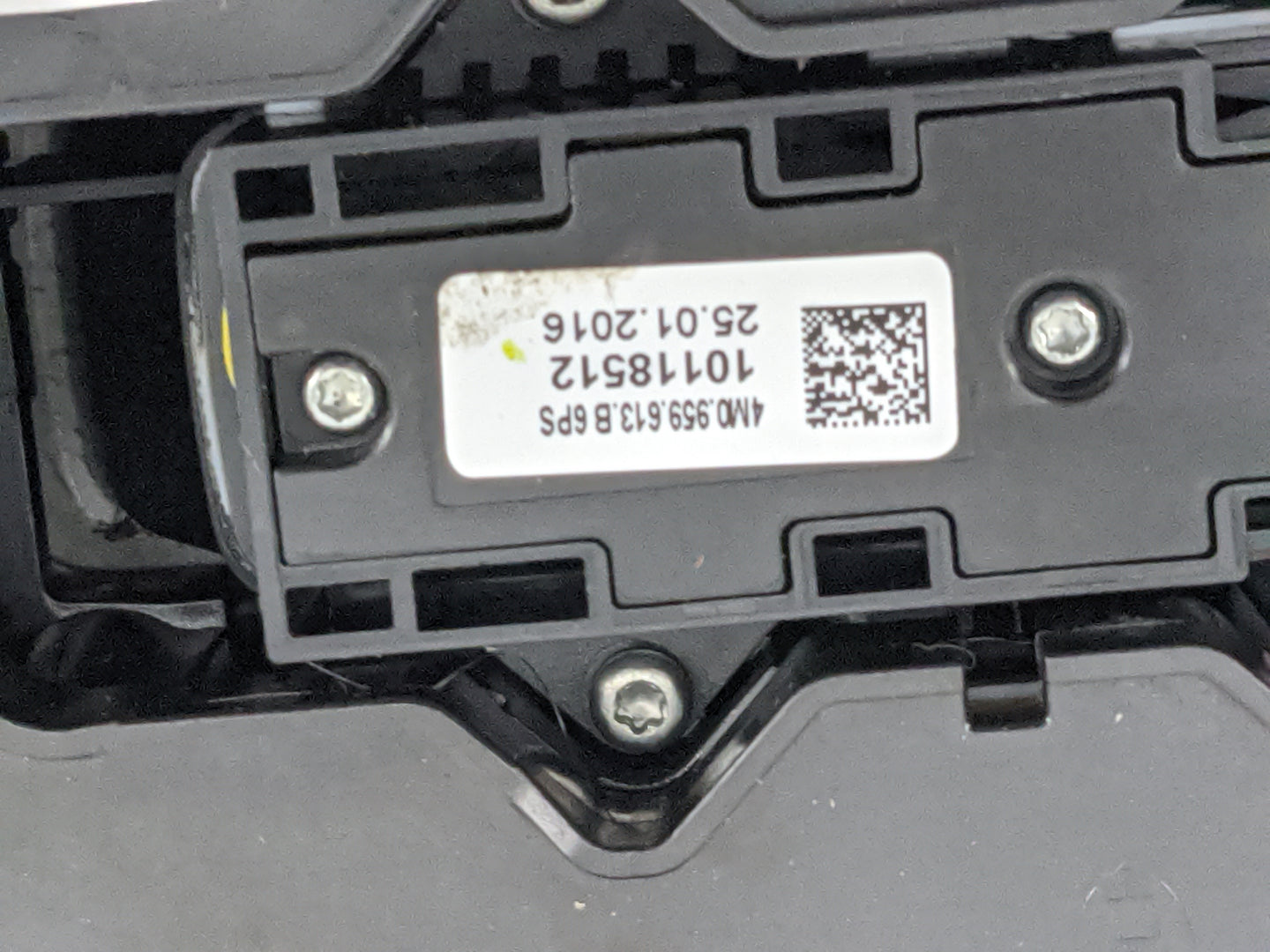 2017 Audi Q7 Overhead Console W/rear Climate Control - Oemusedautoparts1.com