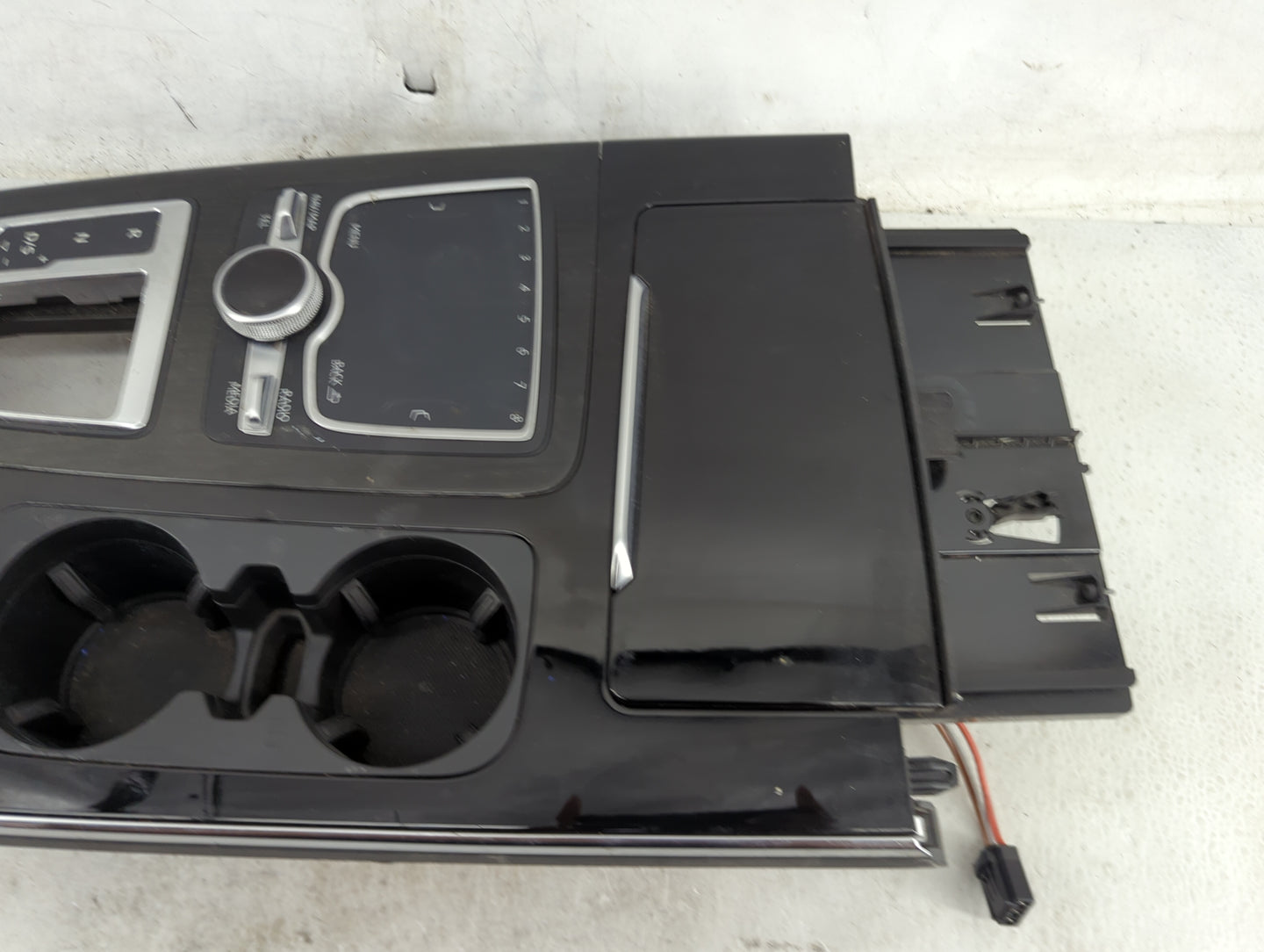 2017-2019 Audi Q7 Radio Control Panel - Oemusedautoparts1.com