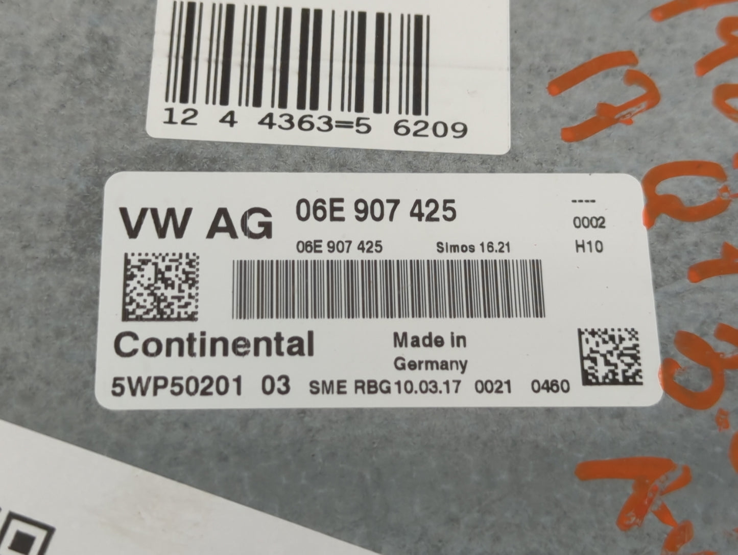 2017-2019 Audi Q7 PCM Engine Control Computer ECU ECM PCU OEM P/N:06E 907 425 Fits Fits 2017 2018 2019 OEM Used Auto Parts -