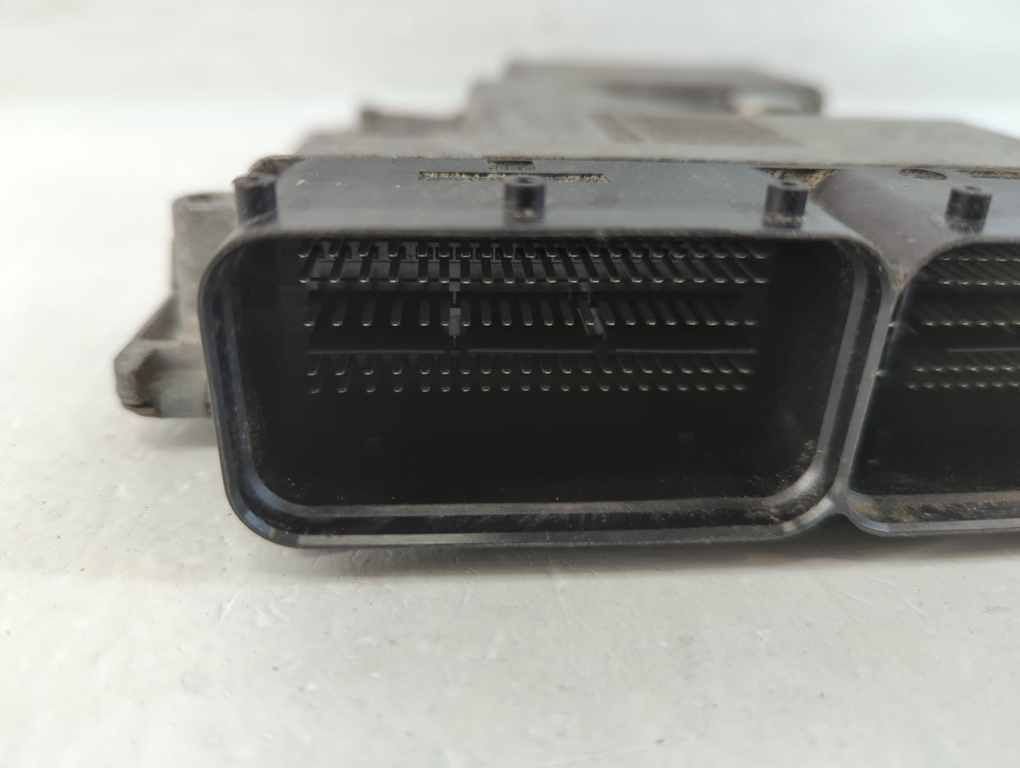 2017-2019 Audi Q7 PCM Engine Control Computer ECU ECM PCU OEM P/N:06E 907 425 Fits Fits 2017 2018 2019 OEM Used Auto Parts -