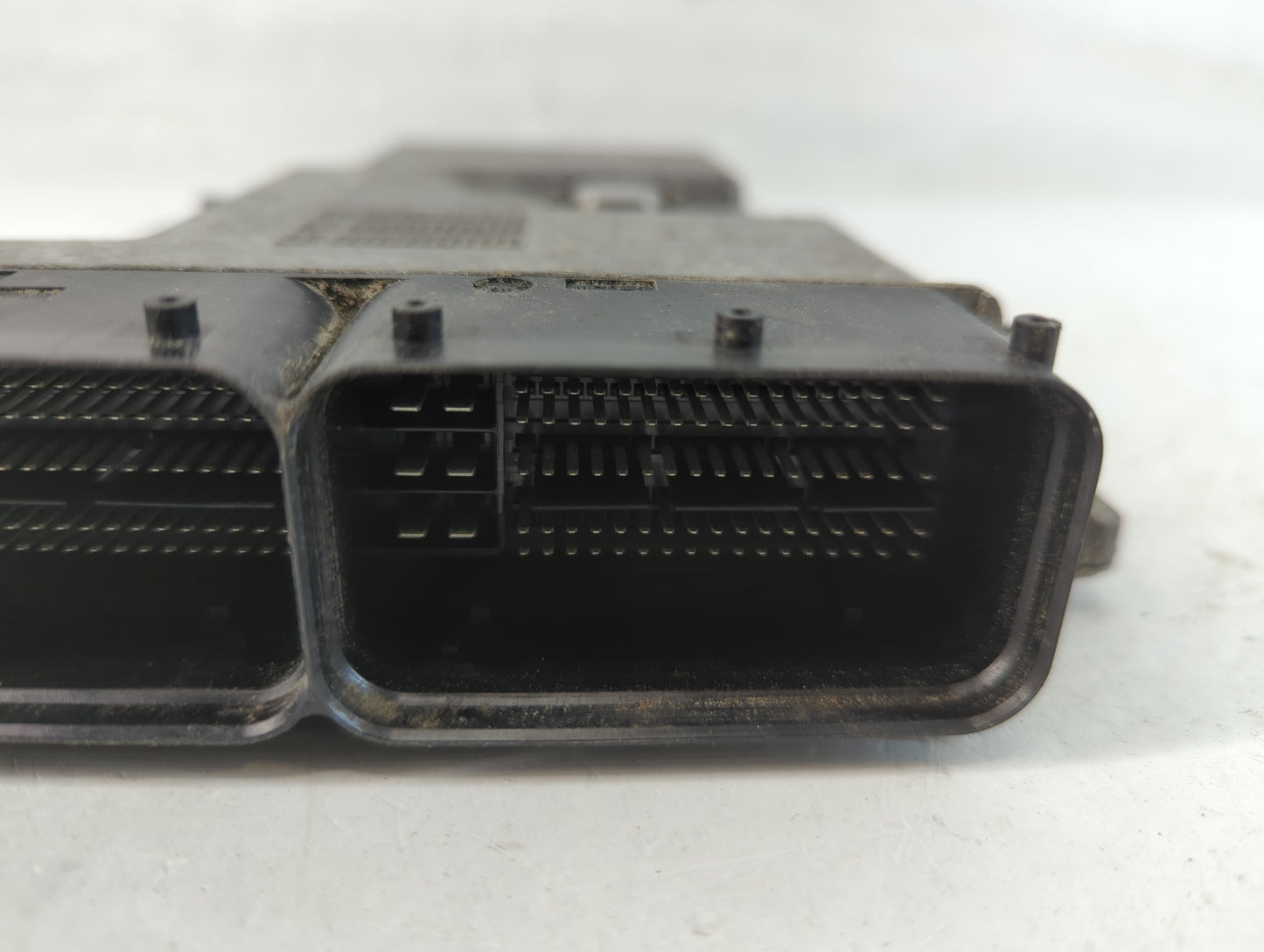 2017-2019 Audi Q7 PCM Engine Control Computer ECU ECM PCU OEM P/N:06E 907 425 Fits Fits 2017 2018 2019 OEM Used Auto Parts -