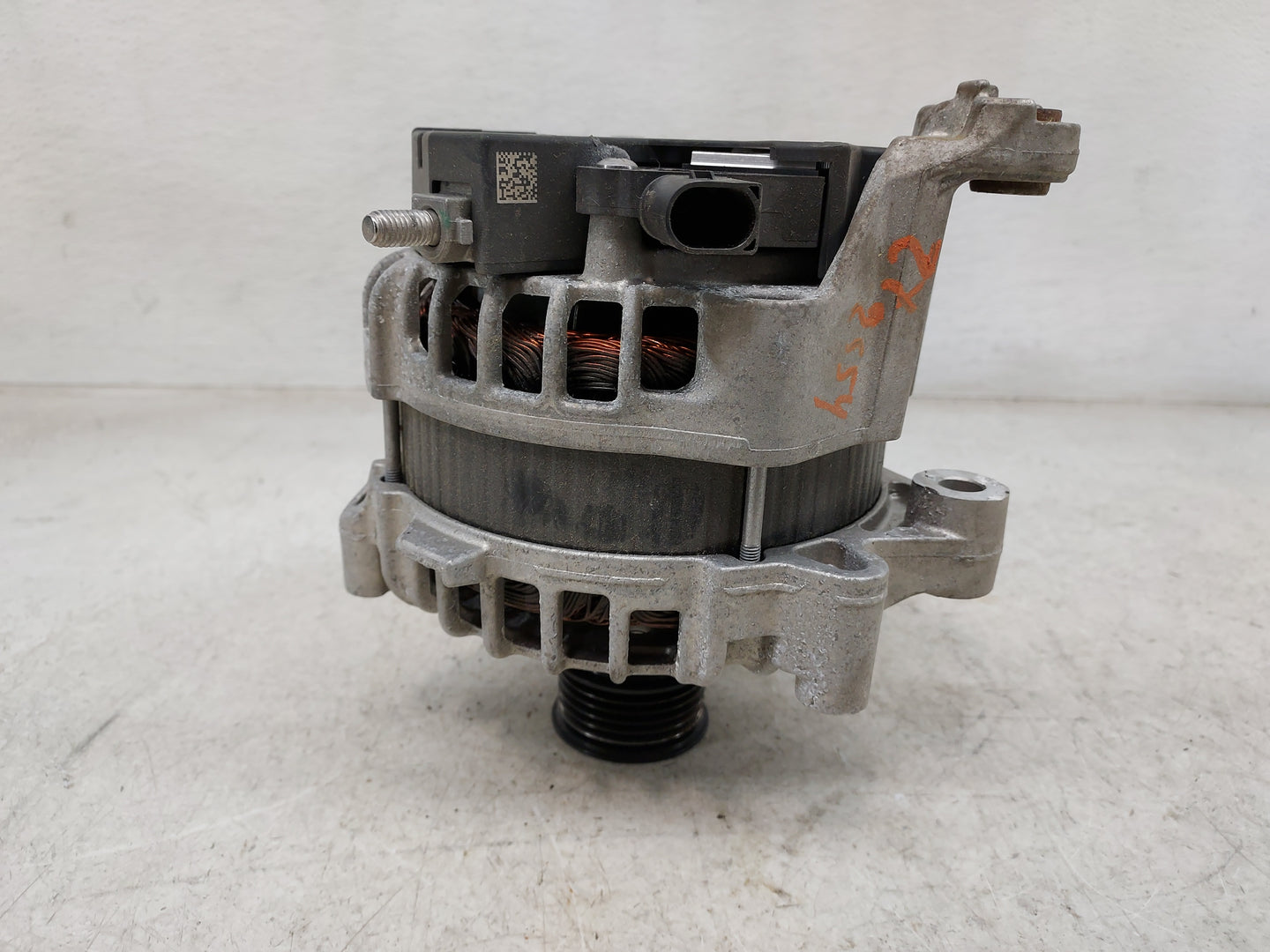 2017 Bmw 240i Alternator Replacement Generator Charging Assembly Engine OEM P/N:0125812026 8618776 Fits OEM Used Auto Parts 