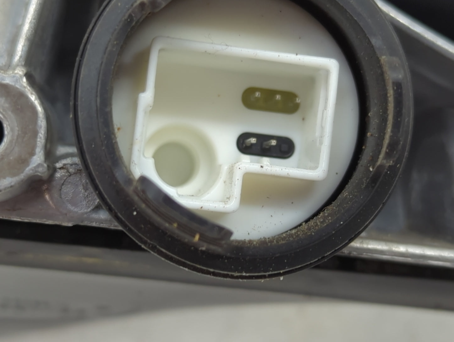 2013-2018 Bmw 320 Driver Side View Mirror - Left Door Mirror OEM Used - Oemusedautoparts1.com