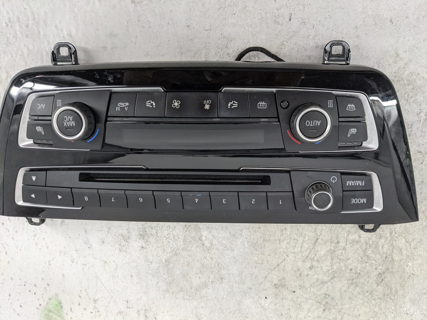 2016-2018 Bmw 320 Climate Control Module Temperature AC/Heater Replacement P/N:9358546-02 6814188-01 Fits OEM Used Auto Part