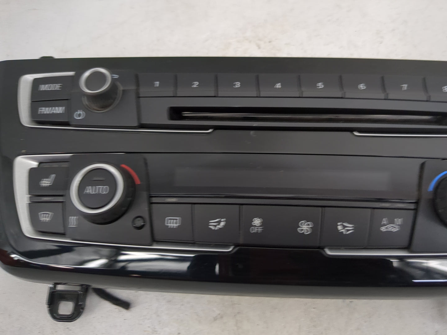 2016-2018 Bmw 320 Climate Control Module Temperature AC/Heater Replacement P/N:BMW 6131 6814188-01 BMW 6411 9363551-02 Fits 