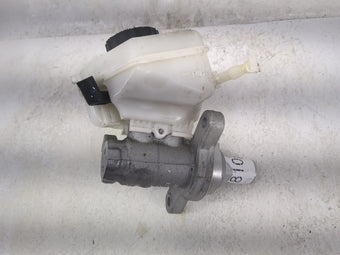 compare product Bmw 320 Brake Master Cylinder 1497810