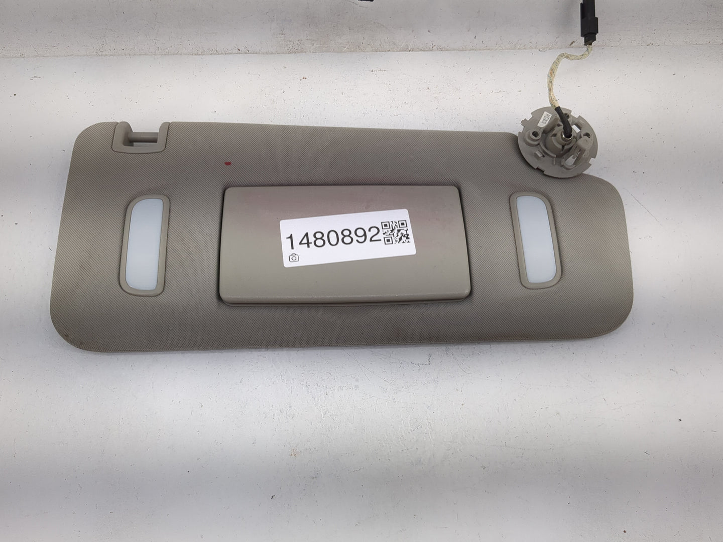 2012-2018 Bmw 320i Sun Visor Shade Replacement Passenger Right Mirror Fits Fits 2012 2013 2014 2015 2016 2017 2018 2019 2020