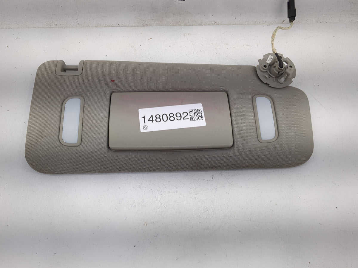 2012-2018 Bmw 320i Sun Visor Shade Replacement Passenger Right Mirror Fits Fits 2012 2013 2014 2015 2016 2017 2018 2019 2020