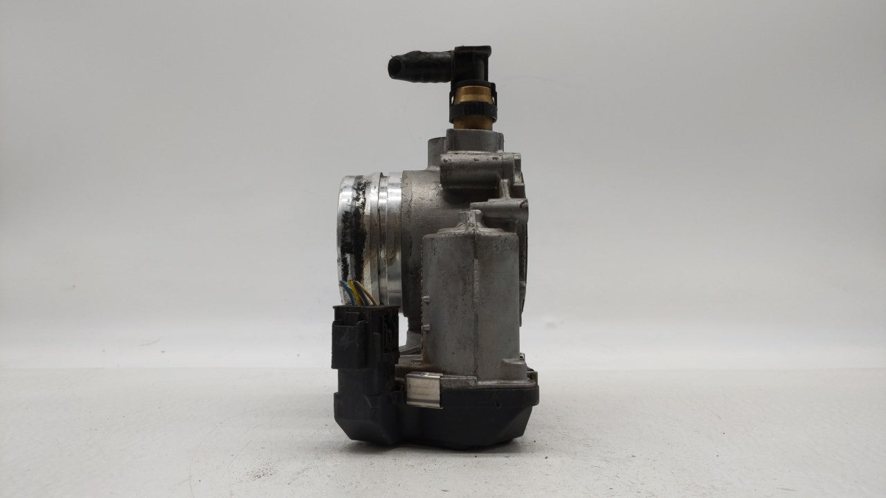 2012-2018 Bmw 320i Throttle Body P/N:A2C53355204 1354 7588625 Fits Fits 2012 2013 2014 2015 2016 2017 2018 OEM Used Auto Par